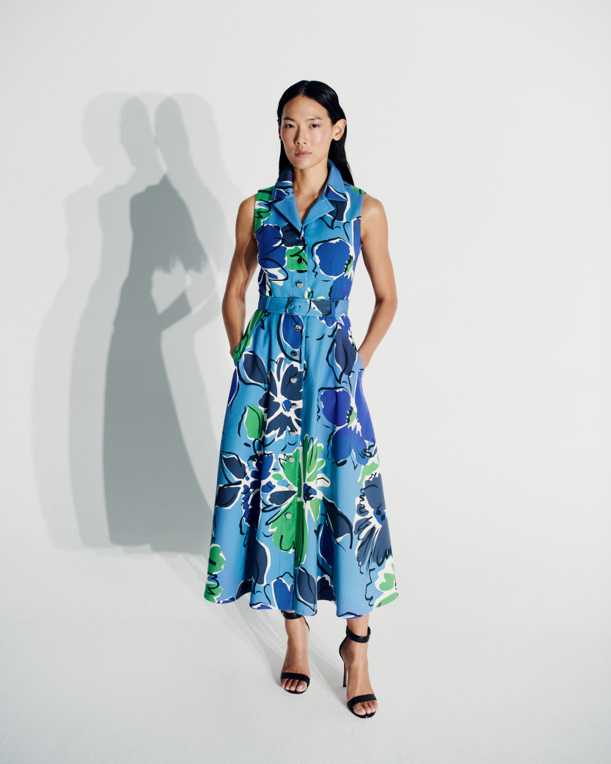Midi Dress with Sketched Abraham Flower Print